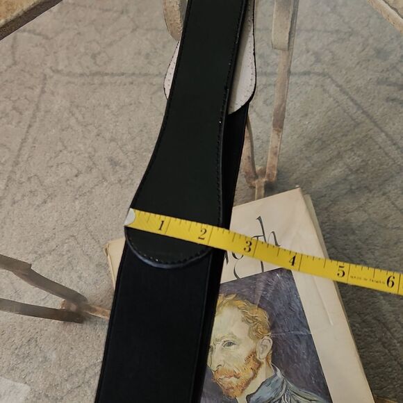 Elegant Black Silver Tone Bow Belt - Picture 6 of 7